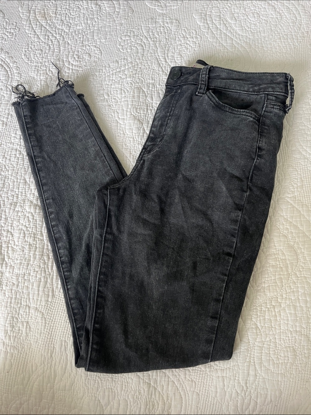 5/$25 SO Women's Black Washed High-Rise Skinny Jeans